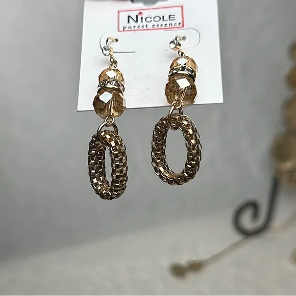 3/$20💥 Dangle Earrings w/ Beads & Gold Tone Chain Jewelry NWT - Picture 5 of 9